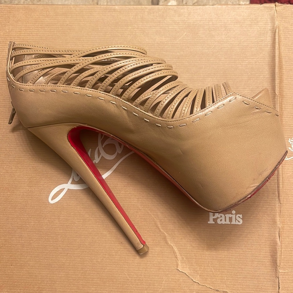 Christian Louboutin size 37